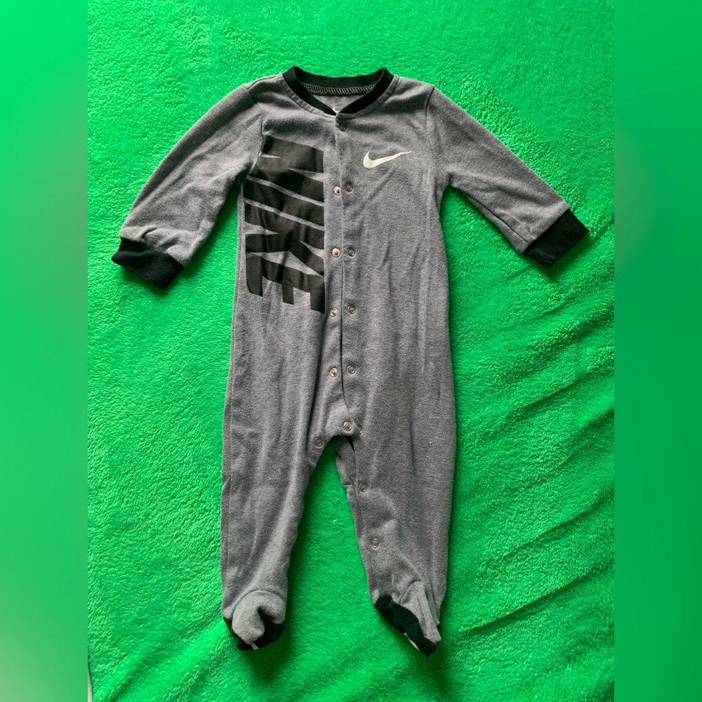 Nike sleeper